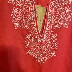Stunning Cotton World top in Coral color Size L